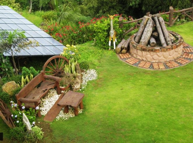 207182_1629622070196_5051873_n